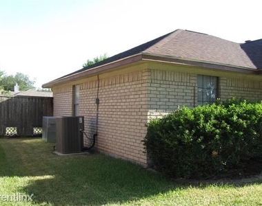 1542 Sunflower Drive - Photo Thumbnail 15