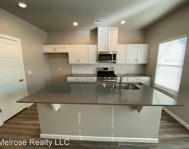 2641 Cedar Tree Road Unit A - Photo Thumbnail 10