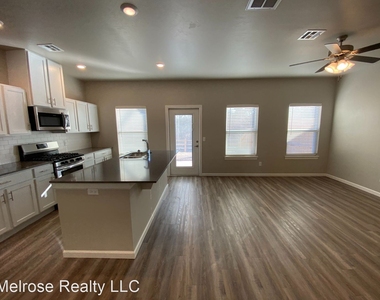 2641 Cedar Tree Road Unit A - Photo Thumbnail 8