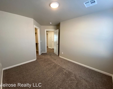 2641 Cedar Tree Road Unit A - Photo Thumbnail 41