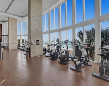 16001 Collins Ave - Photo Thumbnail 43