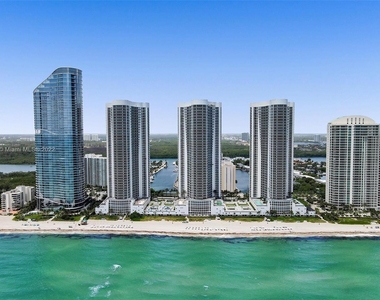 16001 Collins Ave - Photo Thumbnail 57