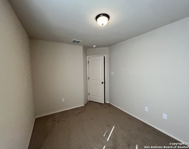 6019 Karly Way - Photo Thumbnail 18