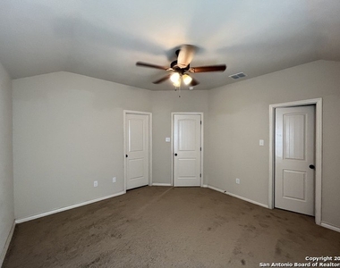 6019 Karly Way - Photo Thumbnail 14