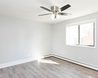 6201 N. Kenmore, Unit 405 - Photo Thumbnail 13