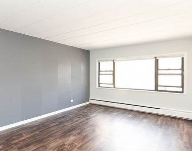 6007 N. Kenmore, Unit 104 - Photo Thumbnail 8