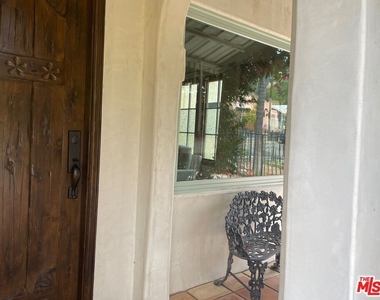 4846 San Marcos Pl - Photo Thumbnail 2