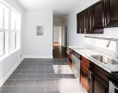 3635 W. Dickens, Unit 4b - Photo Thumbnail 2