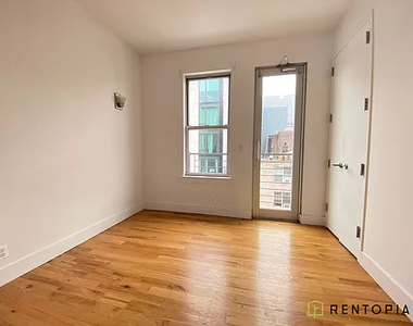 24 Havemeyer Street - Photo Thumbnail 3