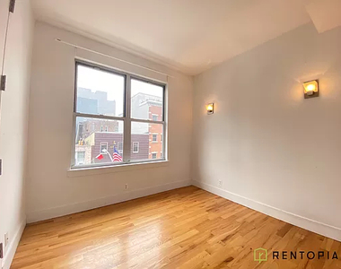 24 Havemeyer Street - Photo Thumbnail 6