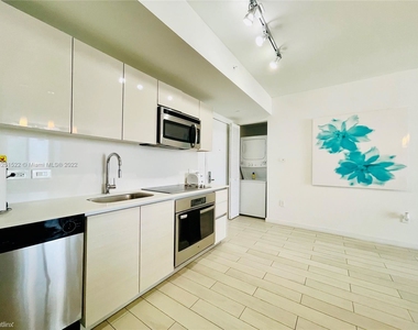 2602 E Hallandale Beach Blvd # R2309 - Photo Thumbnail 15