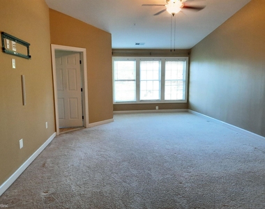 1505 Rutland Way - Photo Thumbnail 11