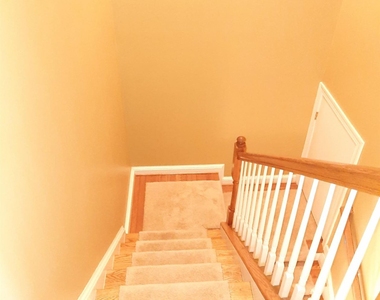 1505 Rutland Way - Photo Thumbnail 24