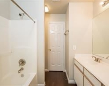 28917 Binefield St - Photo Thumbnail 4