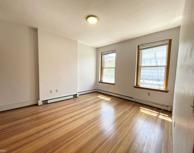 261 North St Apt 1 - Photo Thumbnail 1