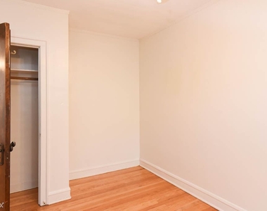 4224 N. Clark, Unit 4 - Photo Thumbnail 15