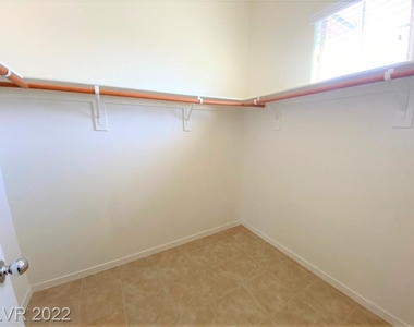 3529 Labrusca Vines Court - Photo Thumbnail 11