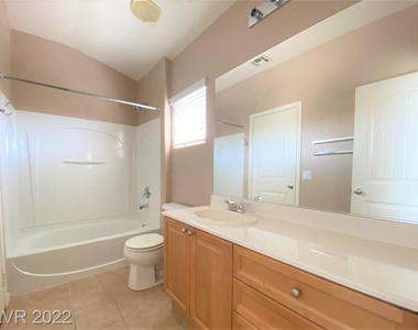 3529 Labrusca Vines Court - Photo Thumbnail 6