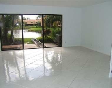 3711 Carambola Circle N - Photo Thumbnail 16