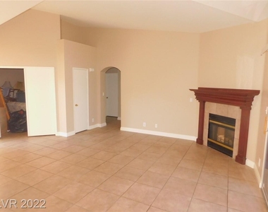 7201 Indian Creek Lane - Photo Thumbnail 2