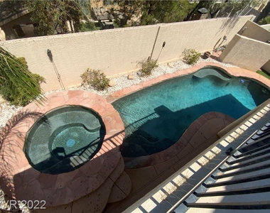 5550 Golden Palms Court - Photo Thumbnail 31