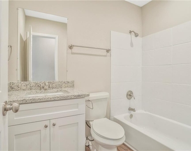 411 Forrest Ridge Drive Nw - Photo Thumbnail 9