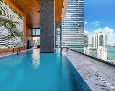 1451 Brickell Ave - Photo Thumbnail 13