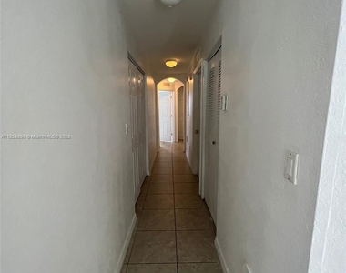 8900 Nw 107 Ct - Photo Thumbnail 7