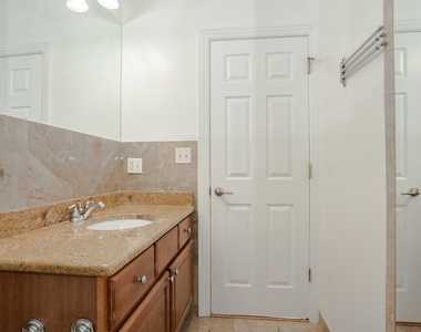 3710 W Wrightwood Avenue - Photo Thumbnail 14