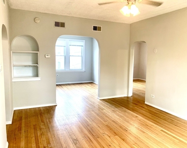 3856 W Diversey Avenue - Photo Thumbnail 4