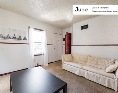 3922 North Ashland Avenue - Photo Thumbnail 5