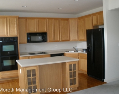 1519 Regent Manor Court - Photo Thumbnail 2