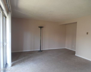 1310 Louisville Rd Apt 17 - Photo Thumbnail 0