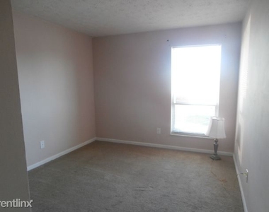 1310 Louisville Rd Apt 17 - Photo Thumbnail 15