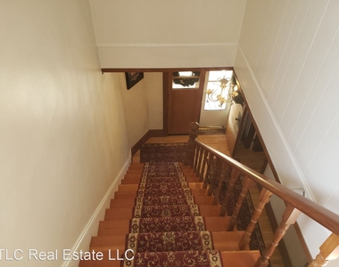 68 Riverside Drive - Photo Thumbnail 21