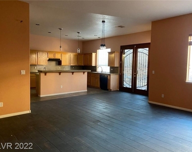 1250 Lime Point Street - Photo Thumbnail 2