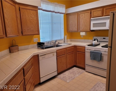 5155 West Tropicana Avenue - Photo Thumbnail 15