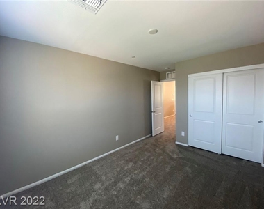 1121 Blissful Plains Avenue - Photo Thumbnail 24