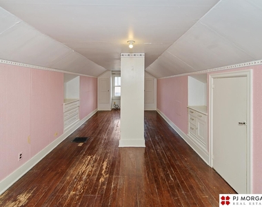 811 S 50 Avenue - Photo Thumbnail 10