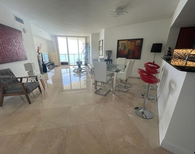 16699 Collins Ave - Photo Thumbnail 1