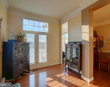 8811 Boulder Hill Place - Photo Thumbnail 8