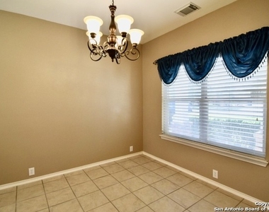 3926 Canyon Pkwy - Photo Thumbnail 4