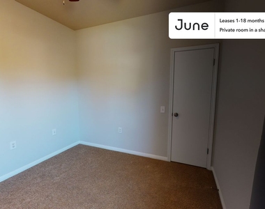 1604 Singleton Avenue - Photo Thumbnail 1