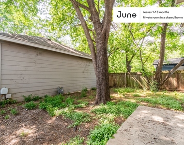 1604 Singleton Avenue - Photo Thumbnail 25