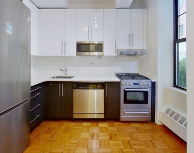 360 West 34th Street - Photo Thumbnail 0