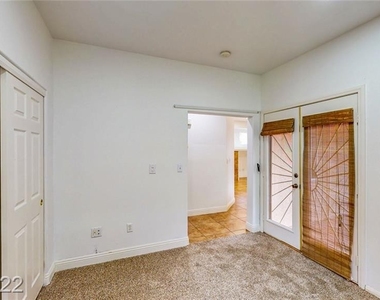 10520 India Hawthorn Avenue - Photo Thumbnail 24