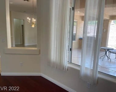 10612 Clarion Lane - Photo Thumbnail 11