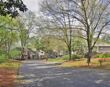 502 Cedar Chase Circle Ne - Photo Thumbnail 20