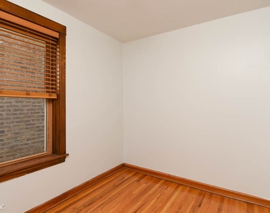 3531 N. Bell, Unit 2 - Photo Thumbnail 12