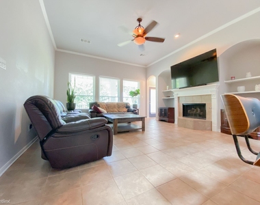 11308 Terrace Meadow Way - Photo Thumbnail 8